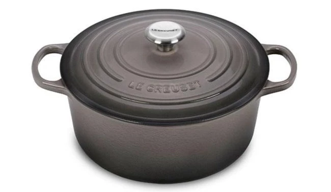 Le Creuset Round Dutch Oven, 5.5 Qt. Cookware 3 Le Creuset Round Dutch Oven, 5.5 Qt. Cookware