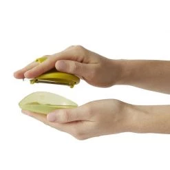 Kitchen Tools Chef'n Palm Vegetable Peeler