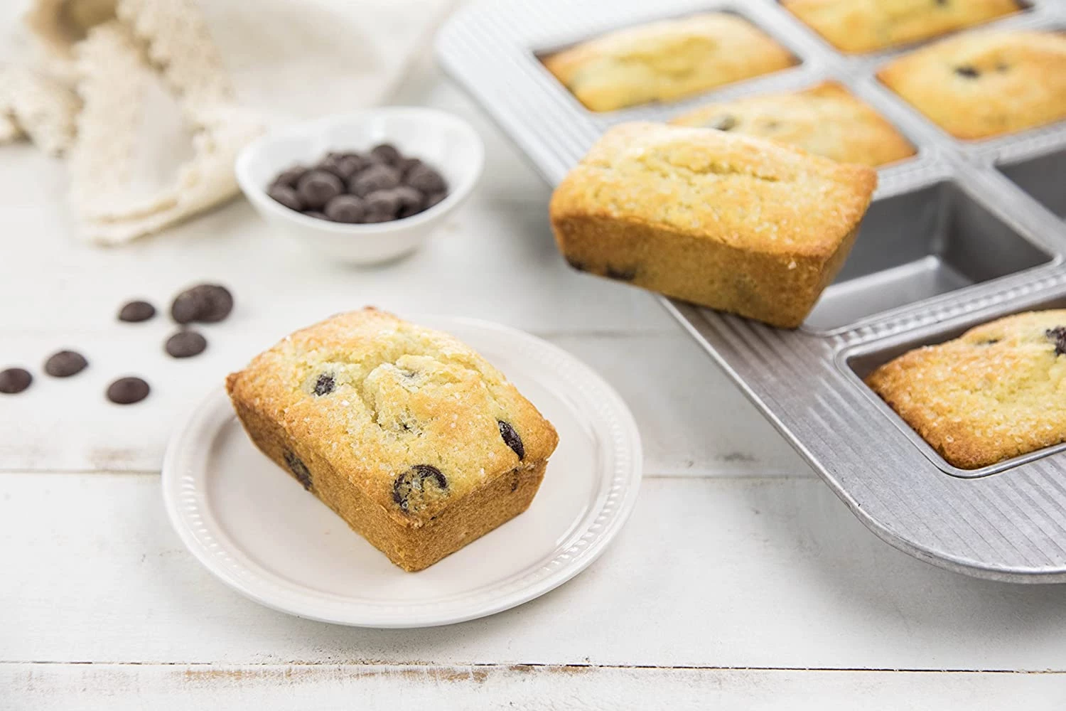 USA Pan 8-Well Mini Loaf Pan Bakeware 5 USA Pan 8-Well Mini Loaf Pan Bakeware