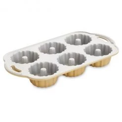 Bakeware Nordic Ware Anniversary Bundtlette Pan