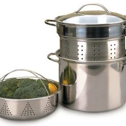 RSVP 8 QT. MULTI-COOKER 9 RSVP 8 QT. MULTI-COOKER