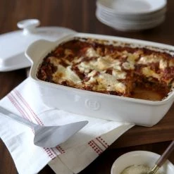 Emile Henry Rectangular Baker, Small