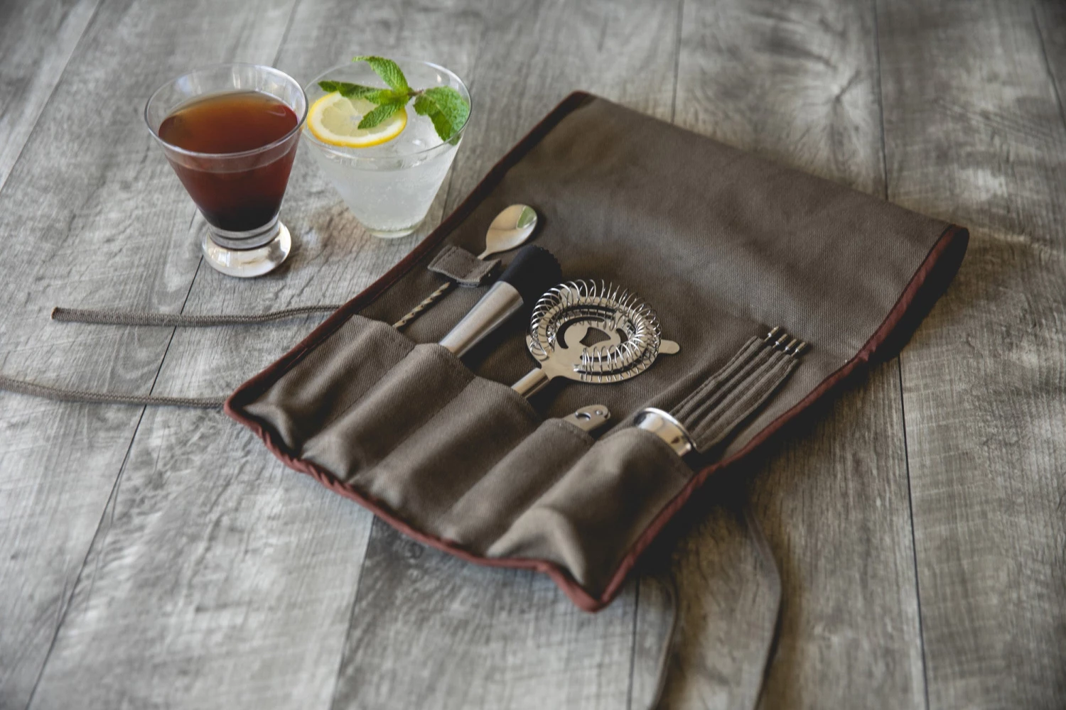 Picnic Time 10-Piece Roll Up Bar Kit Table/Bar 5 Picnic Time 10-Piece Roll Up Bar Kit Table/Bar