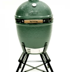 Big Green Egg (In-Store Sales Only) Outdoor Big Green Egg, Medium (In-Store Sales Only!)