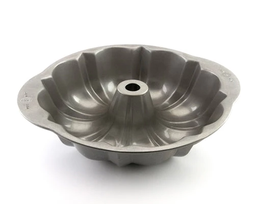 USA Pan Fluted Bundt Cake Pan 5 USA Pan Fluted Bundt Cake Pan