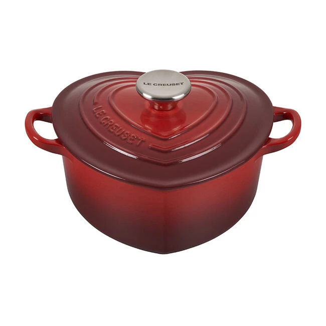 Le Creuset Heart Cocotte, 2 Qt. 4 Le Creuset Heart Cocotte, 2 Qt.