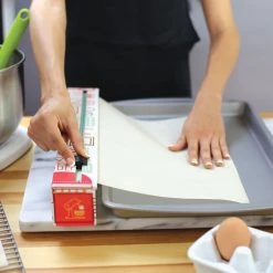 Bakeware Chic Wrap Parchment Dispenser