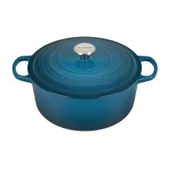 Le Creuset Round Dutch Oven, 5.5 Qt. Cookware 28 Le Creuset Round Dutch Oven, 5.5 Qt. Cookware